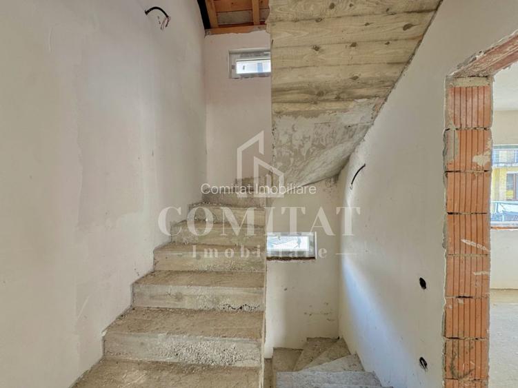 Casă de tip duplex | Stadiu semifinisat | 4 camere | Zona Câmpului - 14