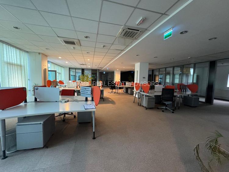 SPATIU DE BIROURI | SPLAIUL UNIRII | 7 locuri de parcare - 3