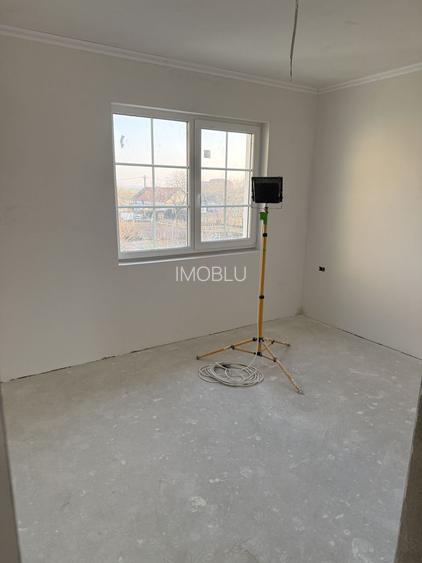 1/2 Duplex, 5 camere, 2 bai, camera tehnica, 119mp, 300mpT , Giarmata! - 13