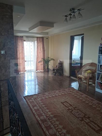 Casa de vanzare, 500 mp, zona Sendreni