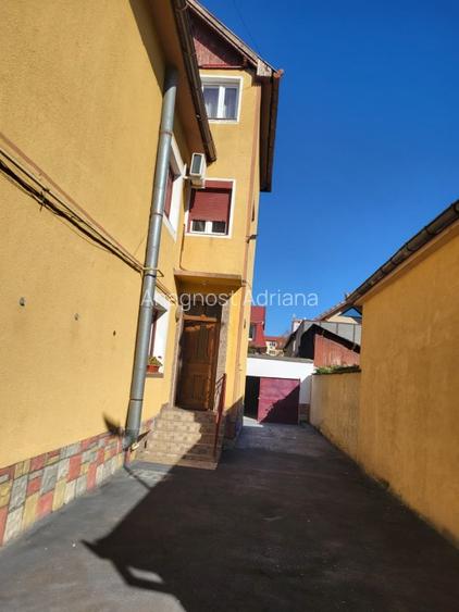 Casă monumentală pe 3 nivele, 5 camere, garaj și curte generoasă – Zona Decebal - 3