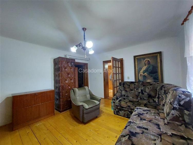 Casa P+M cu anexe in Vladimirescu - 8