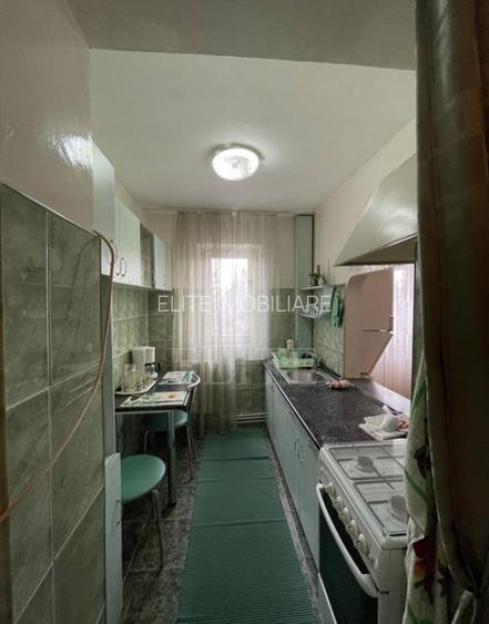 Apartament 4 camere în zona MC DONALDS - 4