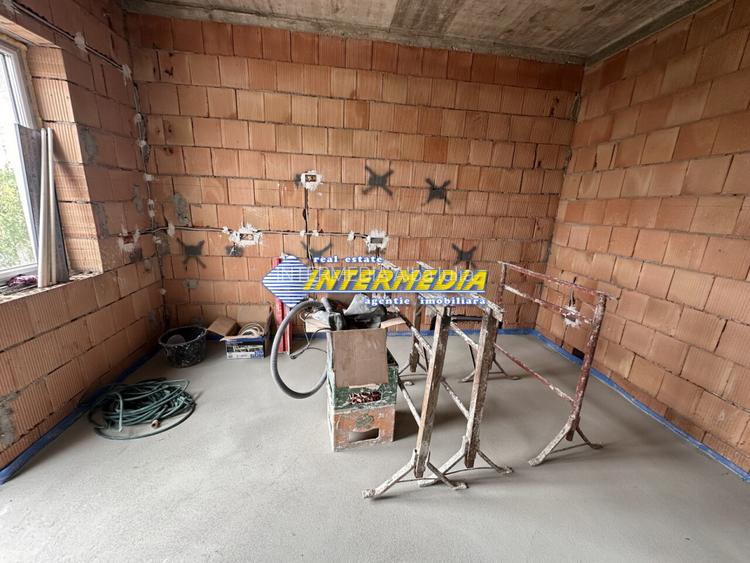 CASA NOUA I DE VANZARE I 120 MP I CETATE I SEMIFINISATA I 4 CAMERE I - 19