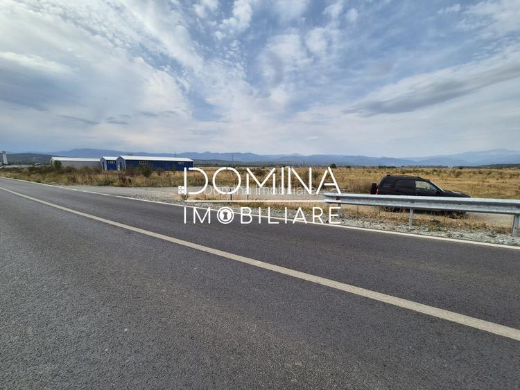 Vanzare teren intravilan - 1070 mp - strada Ciocarlau - spre Preajba - 3