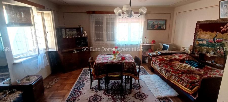 Casa batraneasca solida in zona semicentrala foarte linistita - 4