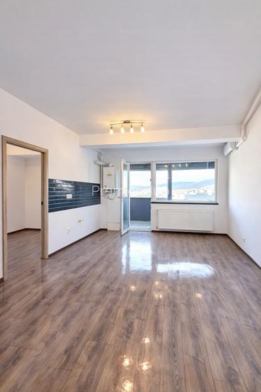 Exclusivitate! Apartament decomandat 2 camere, etaj intermediar, Str. Teilor - 2