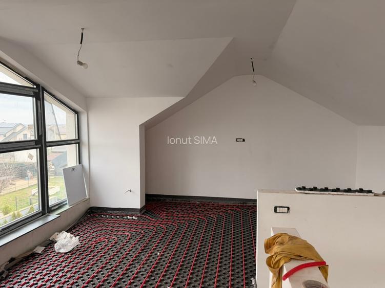 Casă la alb. 4 camere P+1+M  125 mp, com. Berceni central, 110.000 euro - 13