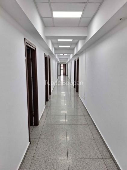 Spatiu pentru birouri de inchiriat in Ploiesti, zona foarte buna - 13