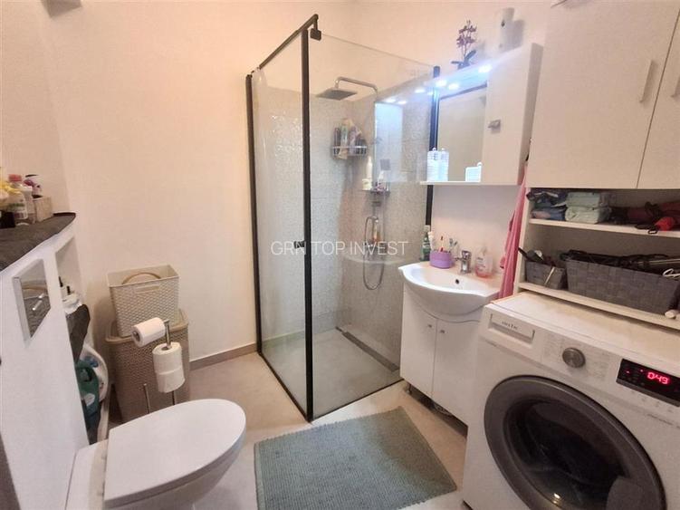 Apartament 3 camere balcon parcare  zona Selimbar - 5