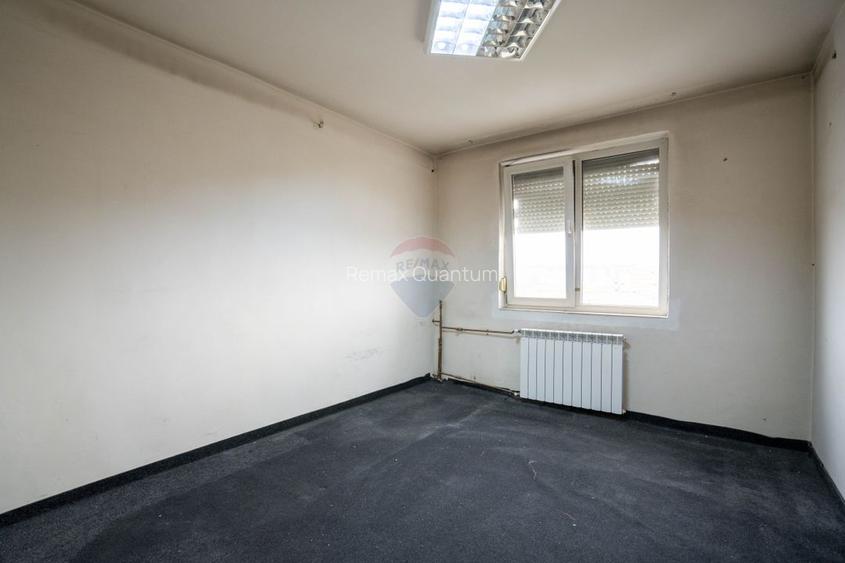De vânzare apartament cu 4 camere, Bulevardul Decebal - 13