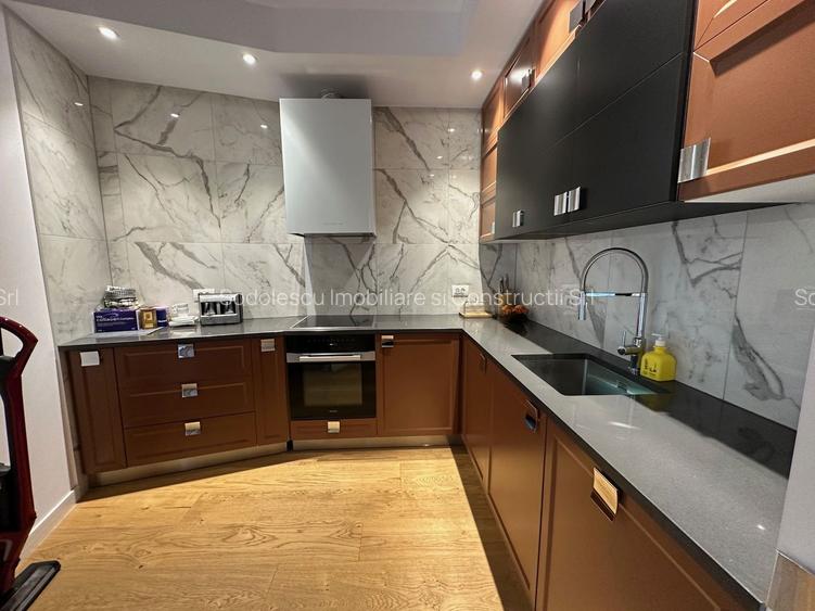 Apartament pe 2 niveluri - 18