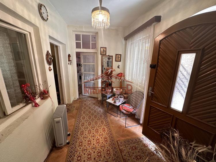 Casa de vanzare cu 3 camere in Medias zona centrala - 10