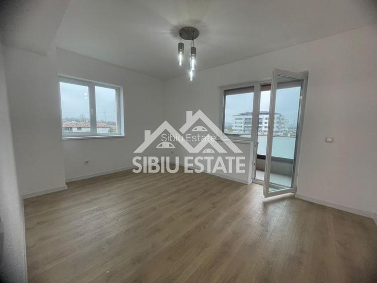 Apartament cu 2 camere, balcon+logie, s.utila 59,75 mp.-  loc de parcare - 8