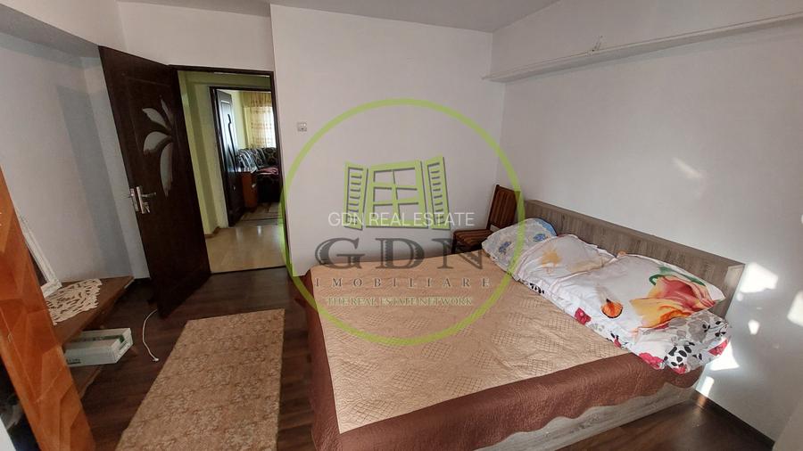 Apartament 2 camere decomandat, 56 mp, Craiovita zona Niela - 2