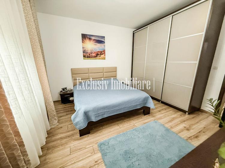 Casa cu Etaj si Curte Mare- 4 camere si 2 bai 130 mp - Parcare 2 Masini - Foisor - 19