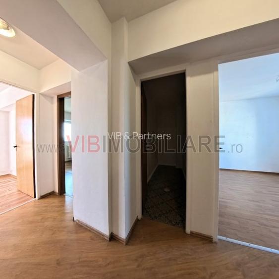 4 Camere - Nemobilat - Liceul Ion Barbu - 4