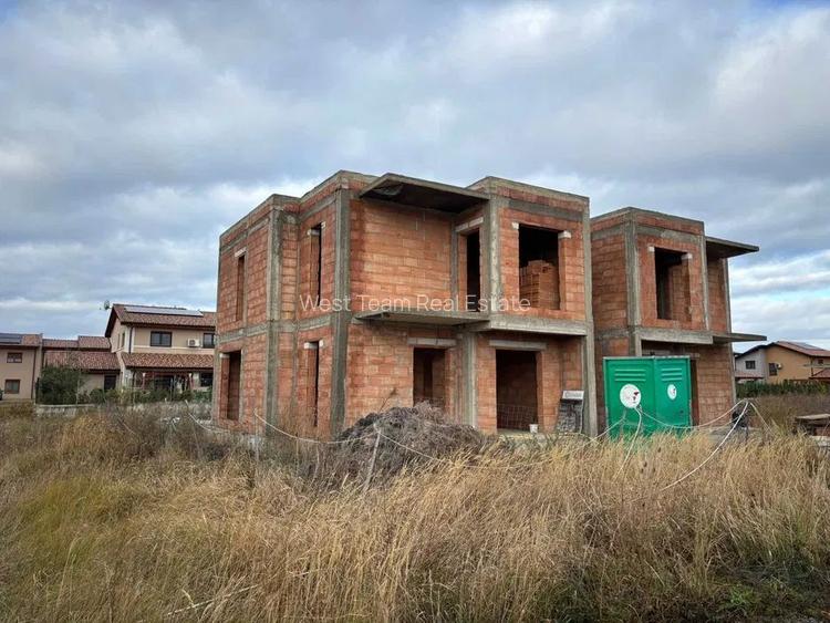 Casa la rosu Sacalaz, comision 0% - 5