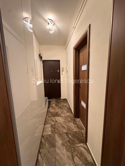 Vând apartament 3 camere - 13