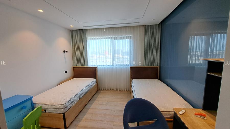 APARTAMENT 4 CAMERE CU SCARA INTERIOARA TIP LOFT -ULTRA LUX - 23