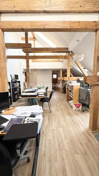 UNIVERSITATE - Batistei - Vanzare MANSARDA in VILA  Interbelica ! - 14