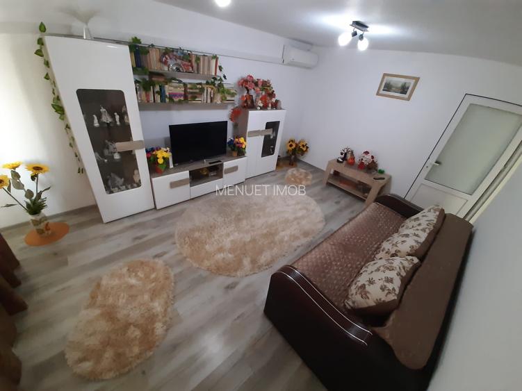Apartament 2 camere,renovat,str.Podgoriilor - 13
