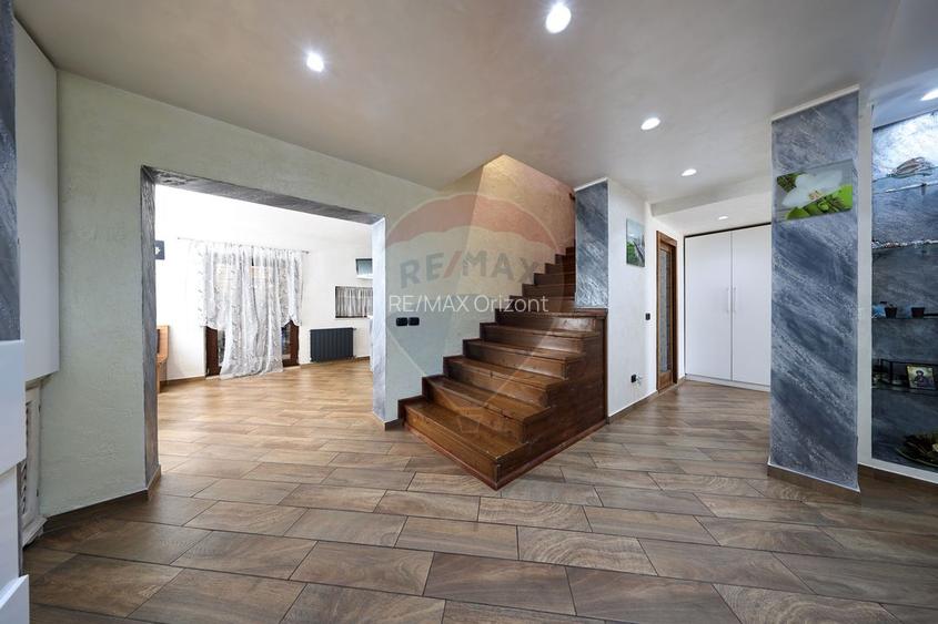 Conac, proprietate unica, in mijlocul naturii, Sacele! - 13