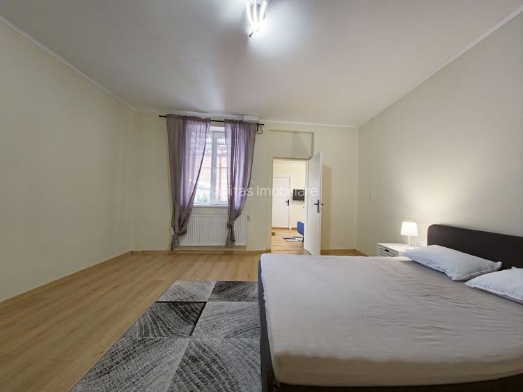 Casa cu 3 camere, mobilata si utilata, zona Platinia - 10