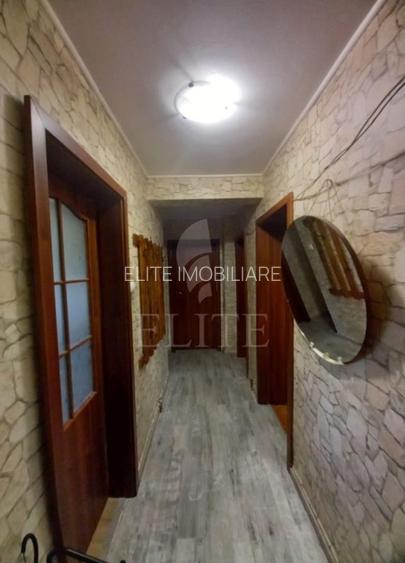 Apartament 3 camere în zona HOTEL Royal - 7