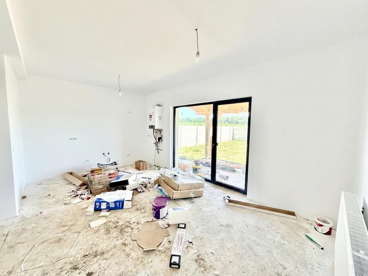 Duplex cu 4 camere - Predare imediata - Mosnita - Comision 0%