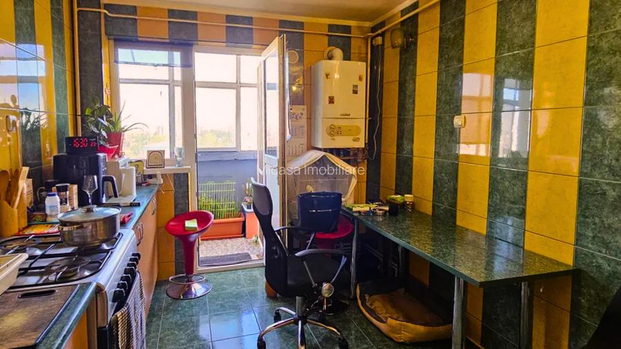 Apartament 4 camere - Etaj 8 - Vis-a-Vis de Spitalul Județean - Galați - 4