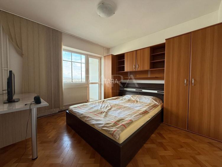 EXCLUSIVITATE. Zona Transylvania College, Iulius Mall. - 3