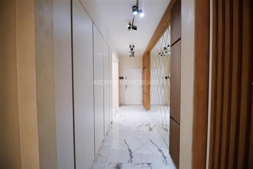 Penthouse Qualis Tractorul Brasov,terasa panoramica,3 balcoane,ales echipat - 14