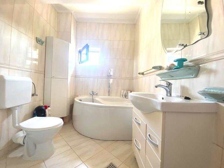 Oportunitate apartament 5 camere parcare inclusa Domenii