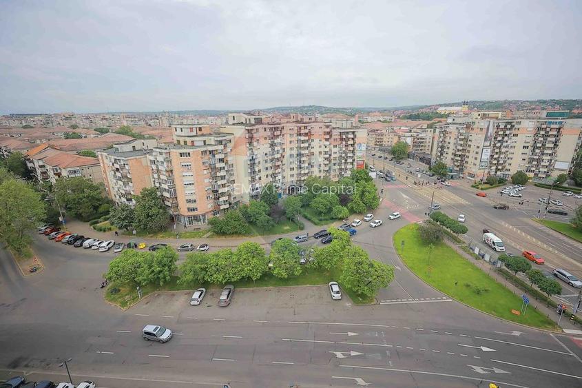 Apartament/Penthouse de Închiriat cu 3 Dormitoare și Terasă, Decebal - 31