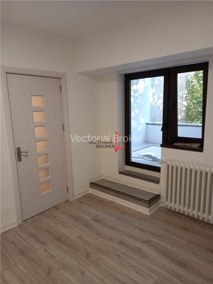 4 Camere Unirii, et 1, 3 min metrou, vedere fantani - 4