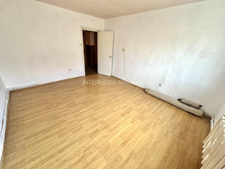 GARSONIERA DECOMANDATA I CETATE I 32 MP I ETAJ 2 I NERENOVATA I - 8