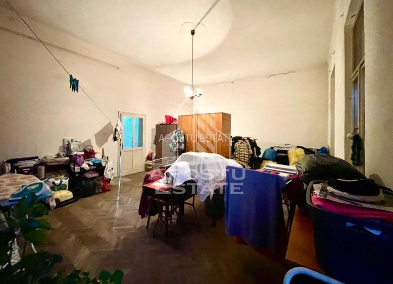 Apartament 3 camere cu vedere si balcon spre Piata Catedralei - 6