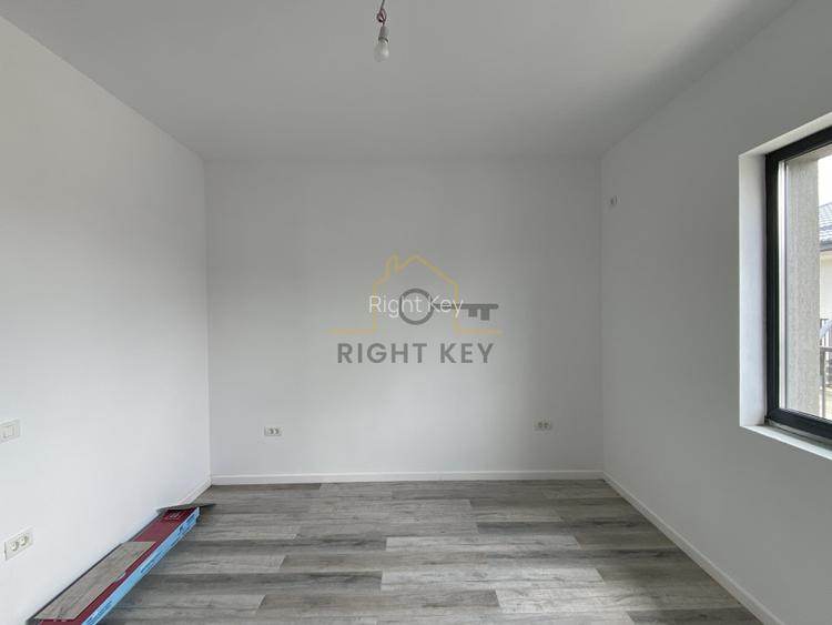 Case parter 4 cam, 380mpt, asfalt, parc, toate utilitatile!Comision 0% - 9