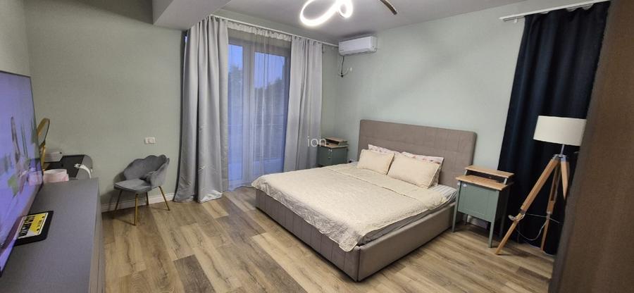 Casa 5 camere, 3 bai, 3 locuri de parcare, teren 302 mp, Tunari, vedere la lac - 5