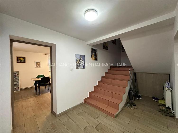 Casa individuala si spatiu comercial - 15