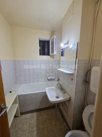 Berceni, pe strada Moldovita, - 3