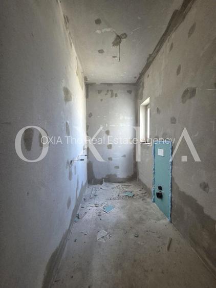 AX1187 Mosnita Noua, 1/2 Duplex Despartit Prin Camera Tehnica - 6