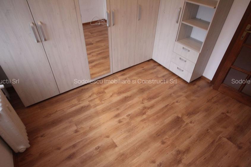 Cochet la 5 minute de Iulius Mall - 40