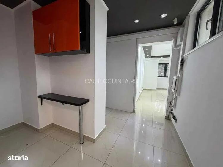Spatiu Comercial/ Stradal/ Vitrina/ Metrou Brancusi - 4