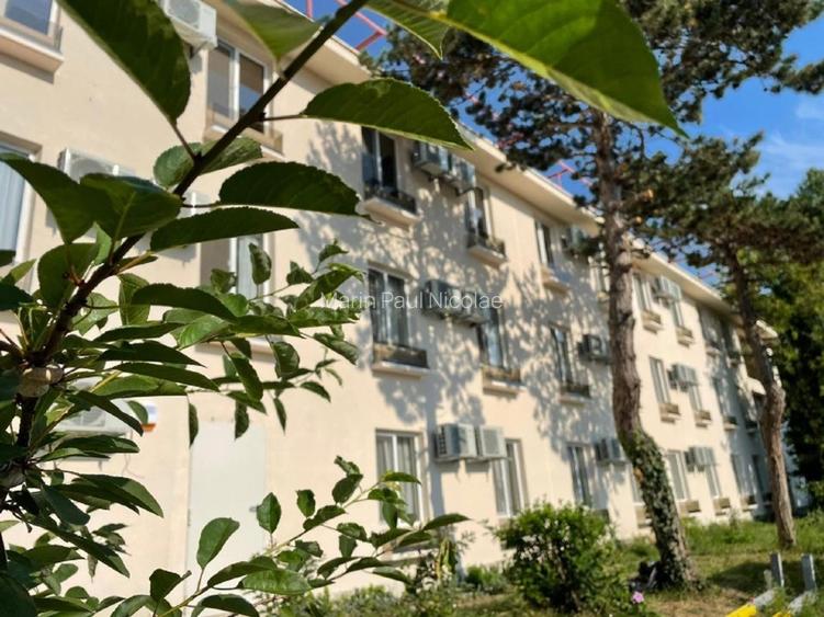 Hotel complet renovat | 66  unitati cazare | situat central in Mamaia, Constanta - 9