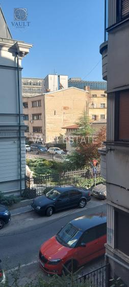 APARTAMENT 3 CAMERE PE CALEA VICTORIEI-S.TOTALA 76,41 MP +BOXA 4.27MP - 20