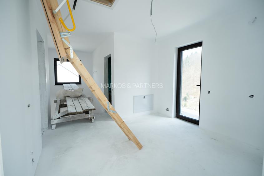 Comision 0% I Casă individuală I 121 mp + teren de 410 Mp I Tăuți - 12