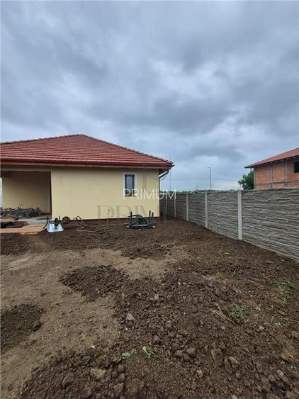 CASA INDIVIDUALA IN GHIRODA  3 CAMERE 90 MP UTILI 501 MP CURTE  UTILATA  BUCATAR - 2