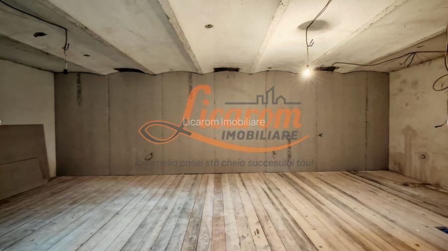 CASA SASEASCA comuna VULCAN,zona foarte buna,teren 3000 mp - 6